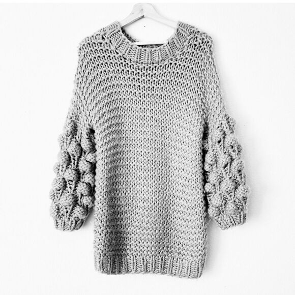 Macaron gray bubble-sleeve knit soft sweater Small BOHO grey hand knit Pom Pom - Picture 5 of 16